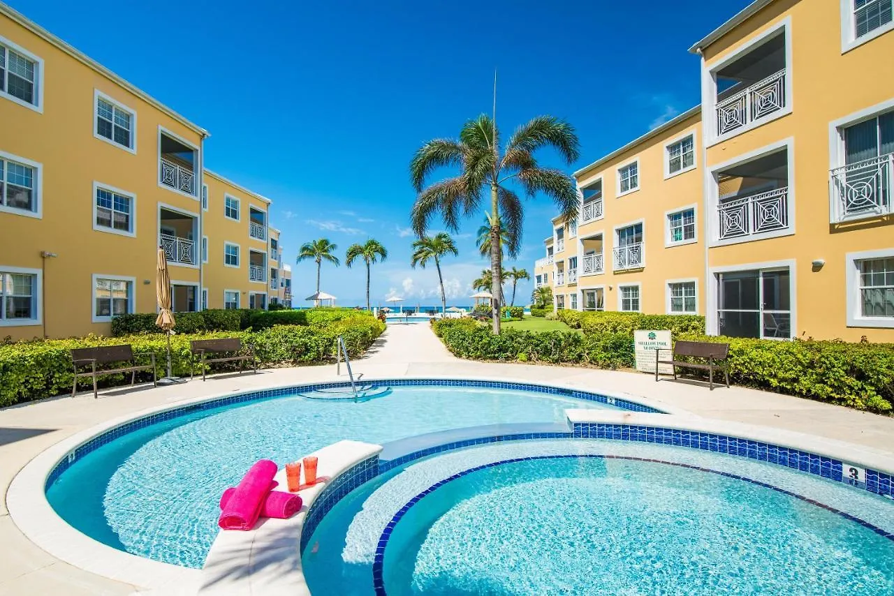 Regal Beach Club #122 乔治城 度假居