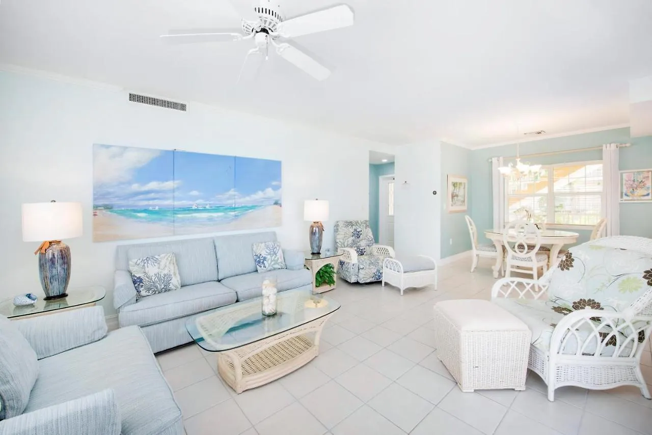 Regal Beach Club #122 乔治城 度假居